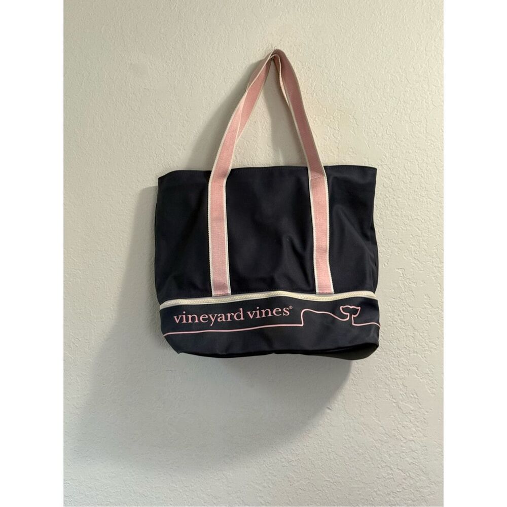 Vineyard Vines Large Beach Tote Bag Blue Pink Recycled Plastic Vented Zip Bottom